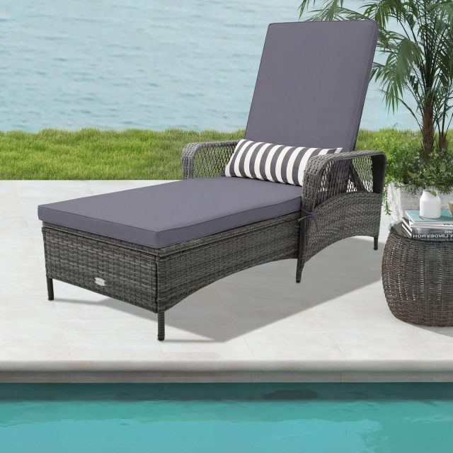 Patio Rattan Chaise Lounge | Outdoor PE Wicker Sun Lounger with Adjustable Backrest