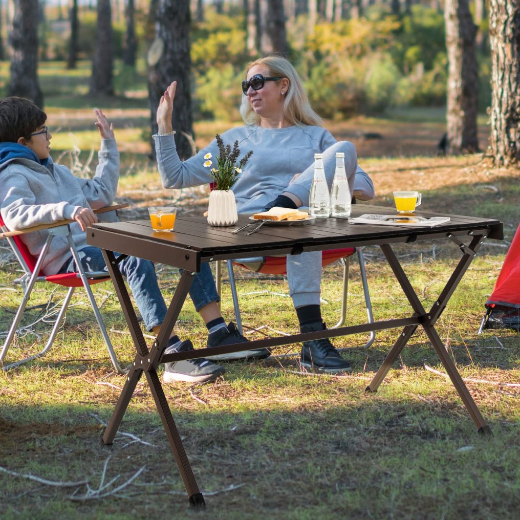 Portable Picnic Table 28’’ x 43’’ Roll-Up Aluminum Beach Table with Carry Bag