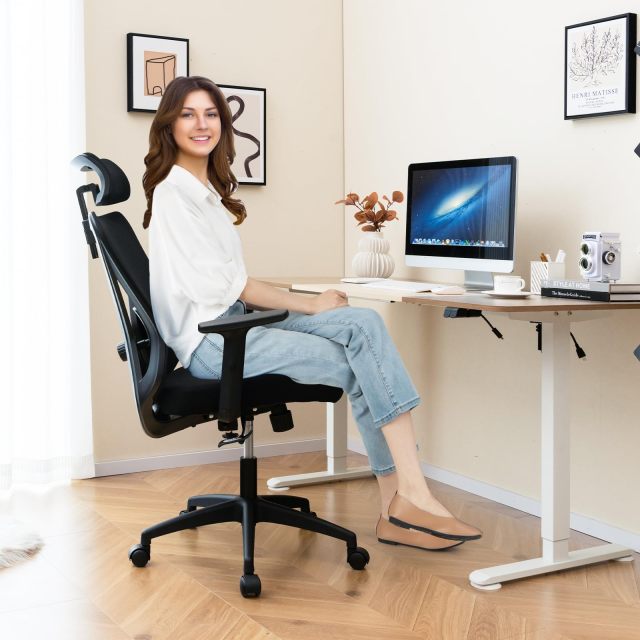 Mesh Ergonomic Office Chair Adjustable Swivel Task Chair with 90°-120° Reclining Backrest