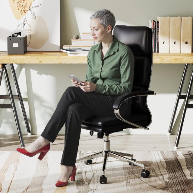 Executive Swivel Computer Chair w/Adjustable Height & Rocking Function