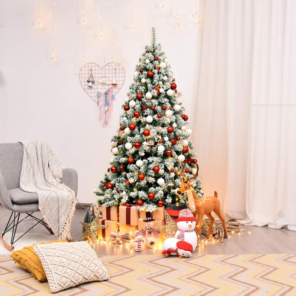 6Ft Pre-Lit Artificial Christmas Tree with 250 Led Lights 928 Branch Tips