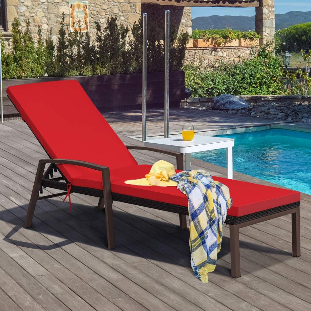 Patio Wicker Chaise Lounge with 5 Position Adjustable Backrest